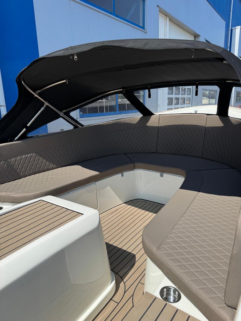 Antaris Fifty5 met Vetus 27pk