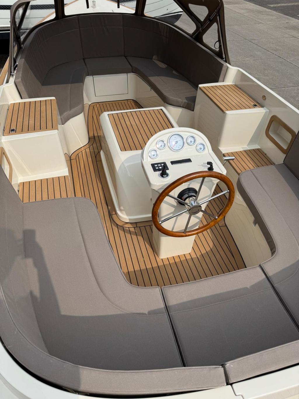 Maril 6NXT met Vetus 42pk