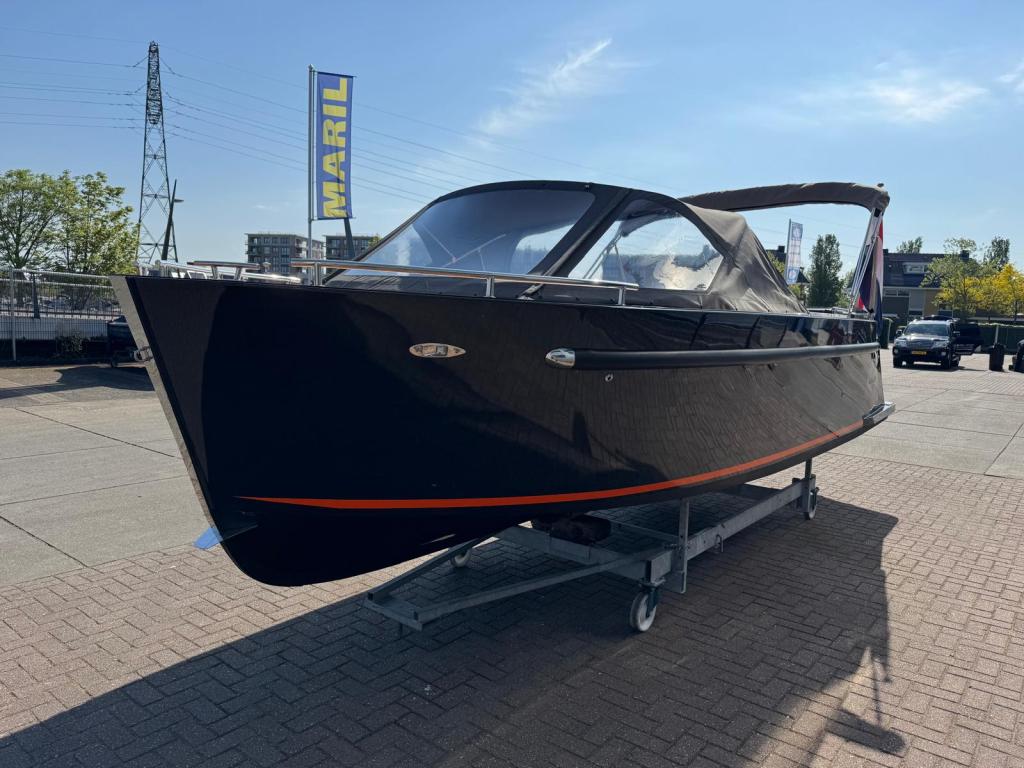 Maxima 730 met Honda 30pk