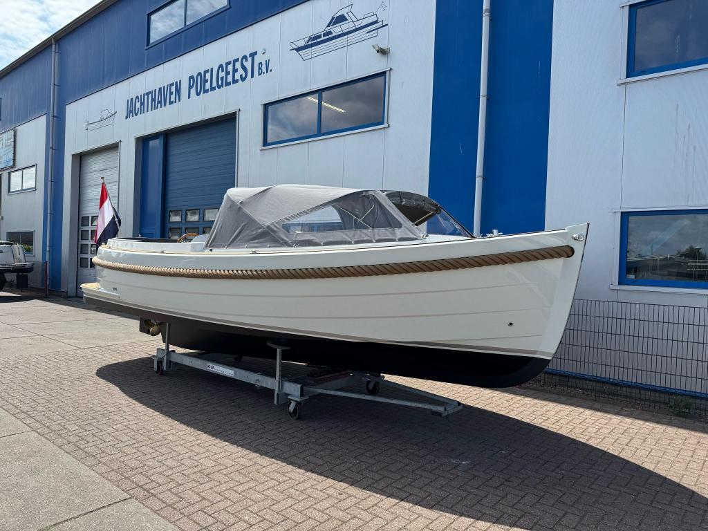 Maril 7NXT met Vetus 52pk