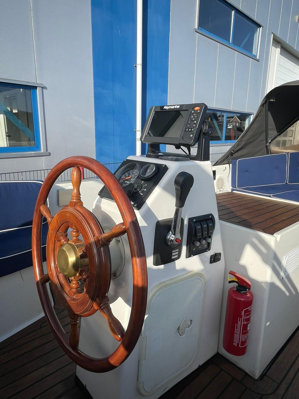 Classic 620 met Vetus 16 pk