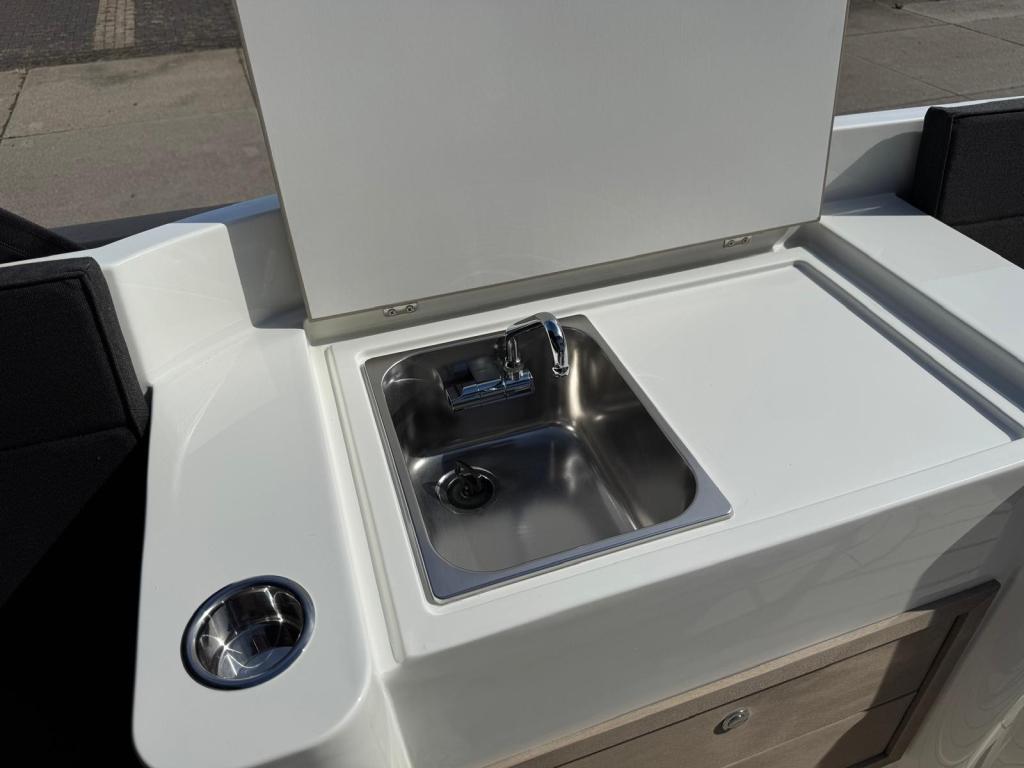 Antaris Seventy5 met Vetus 52pk