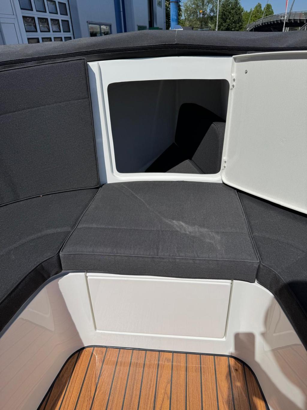 Maril 6NXT met Vetus 42pk