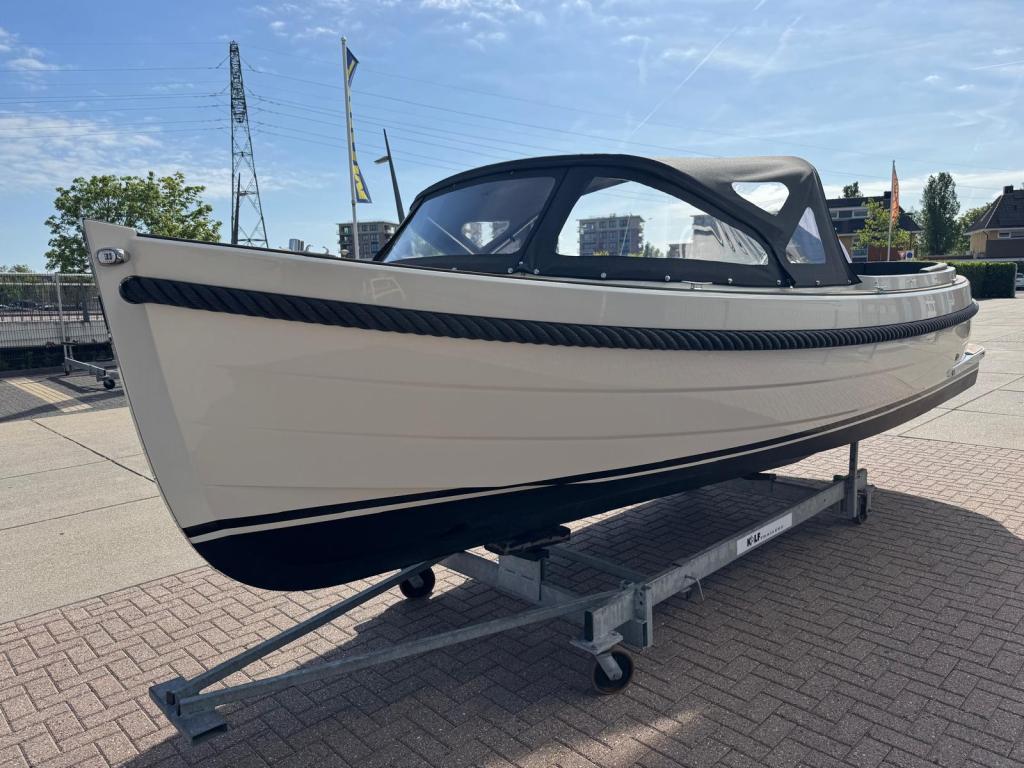 Maril 6NXT met Vetus 42pk