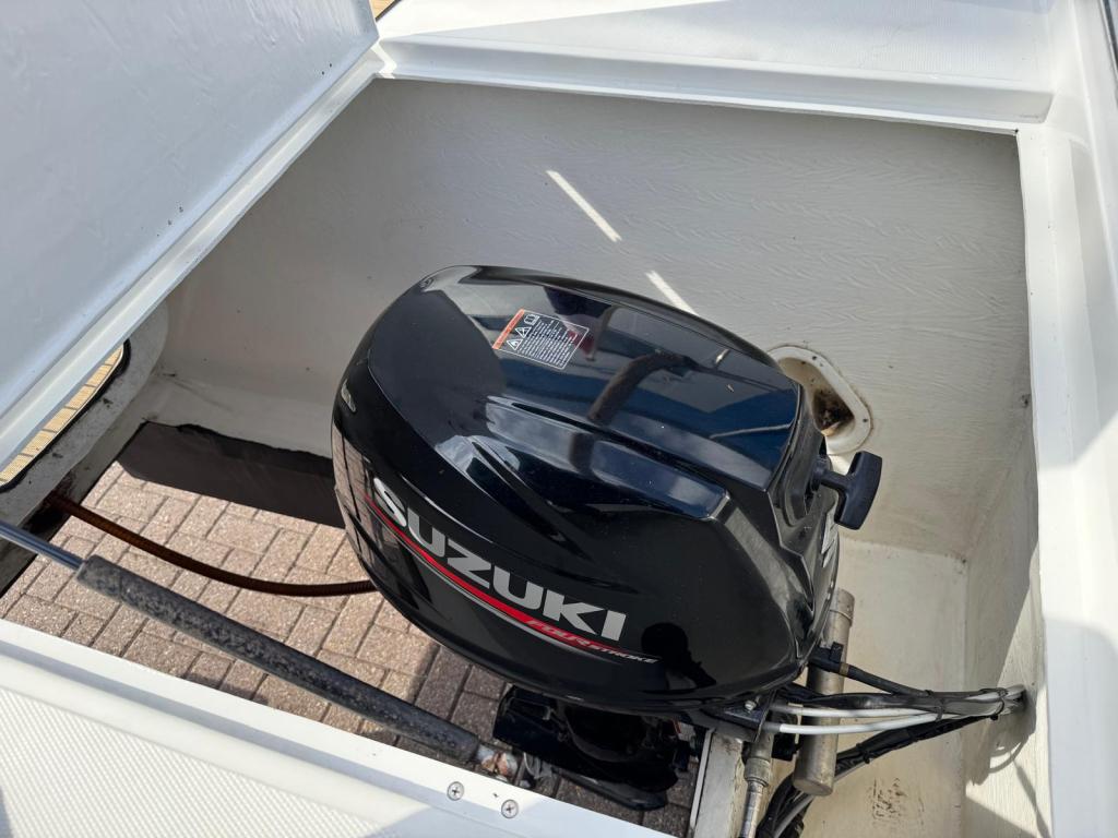Maxima  620 Retro met Suzuki 30 pk