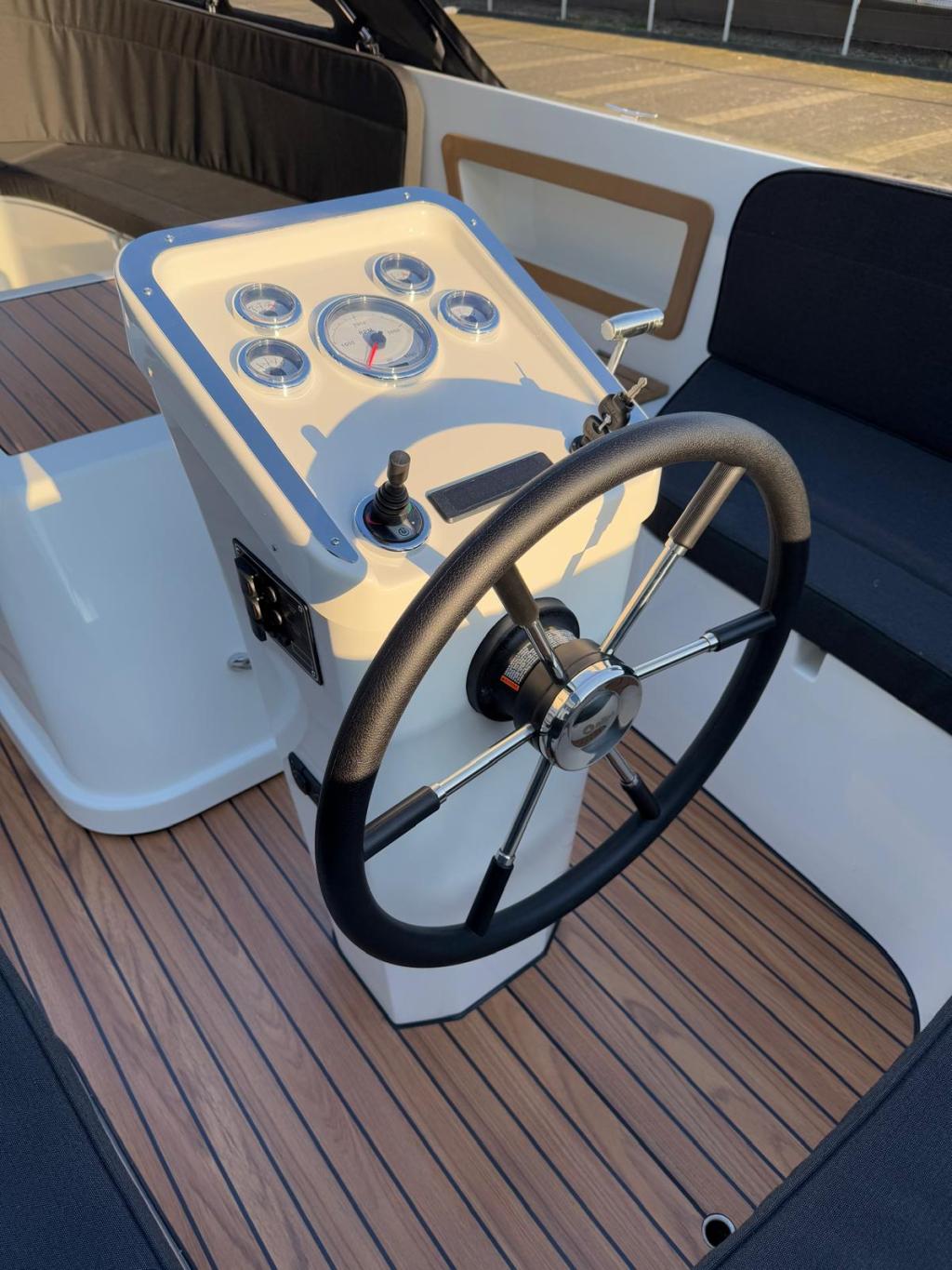 Antaris Sixty6 met Vetus 42 pk