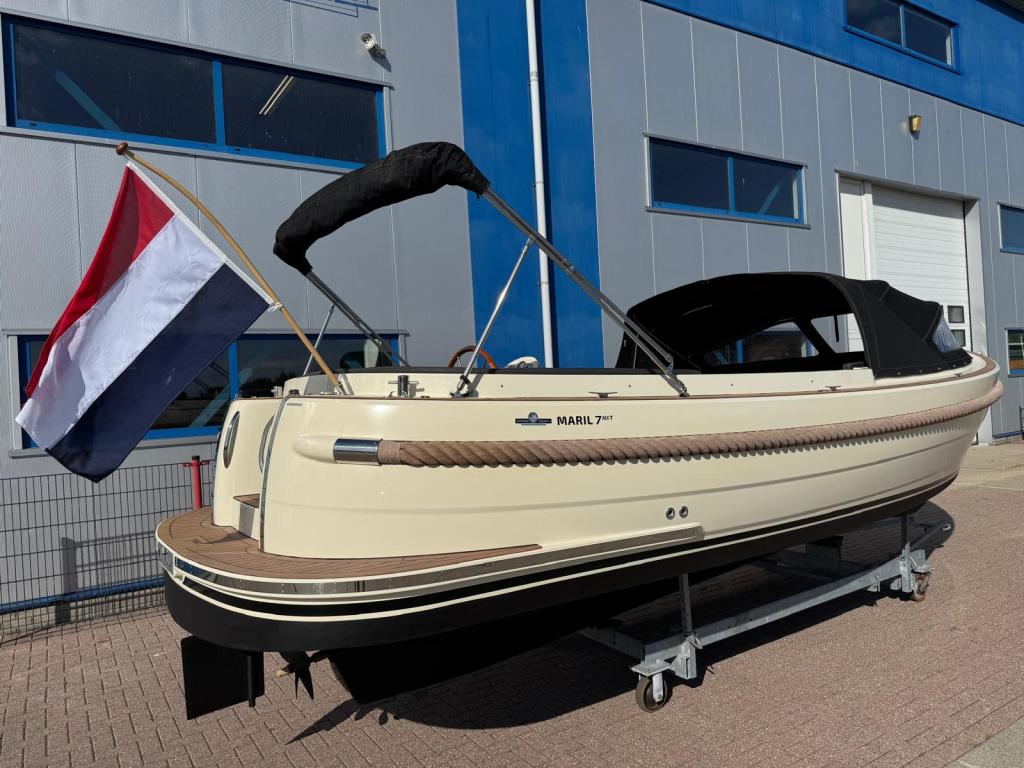 Maril 7Nxt met Vetus 52 pk
