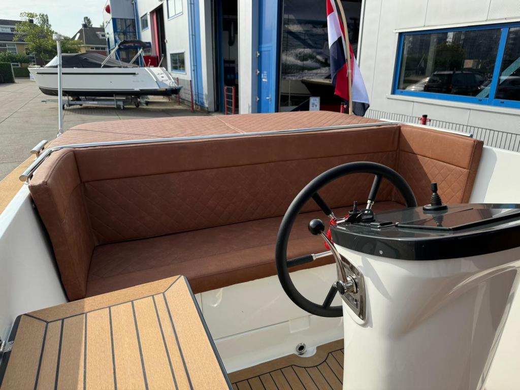 Maxima 620 MC Retro met Honda 60pk (Demonstratiemodel)