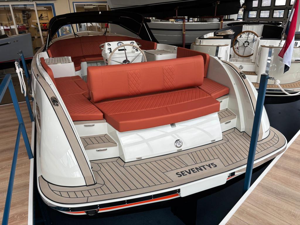 Antaris Seventy5 met Vetus 52 pk