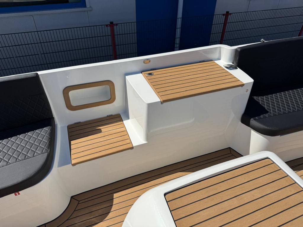 Maril 7NXT met Vetus 52pk