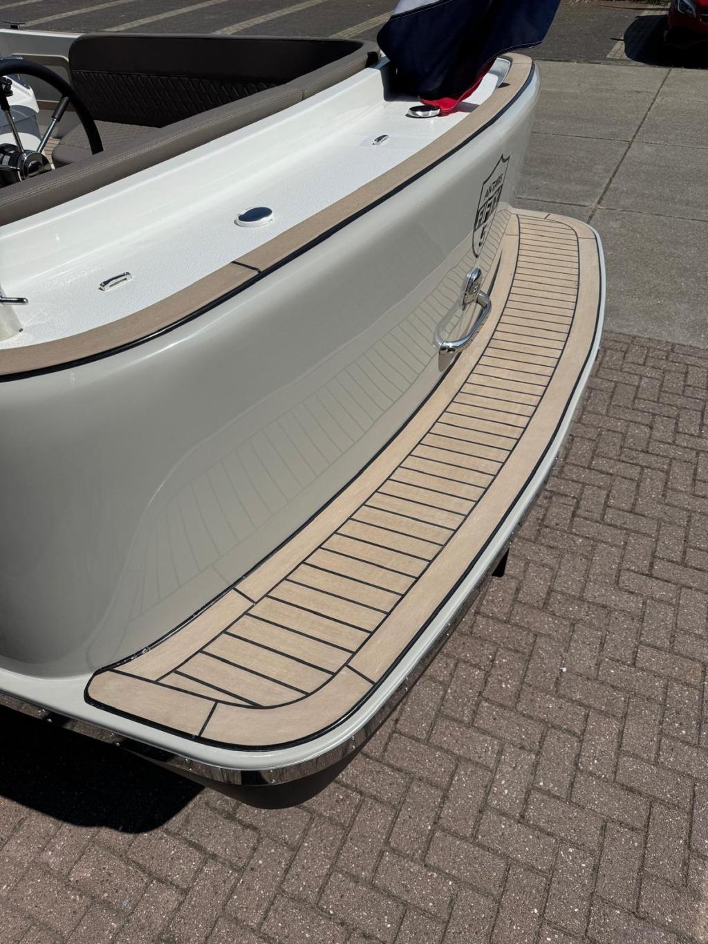 Antaris Fifty5 met Vetus 27pk