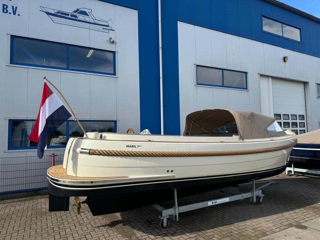 Maril 7Nxt met Vetus 52 pk