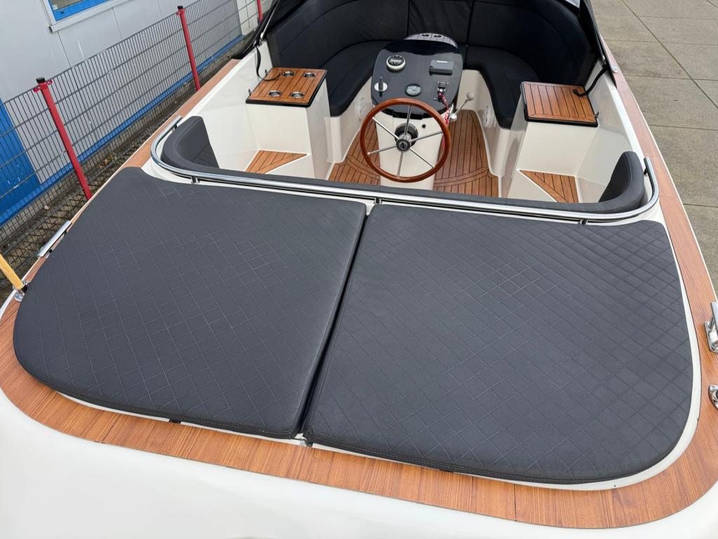 Maxima 720 met Honda 50 pk