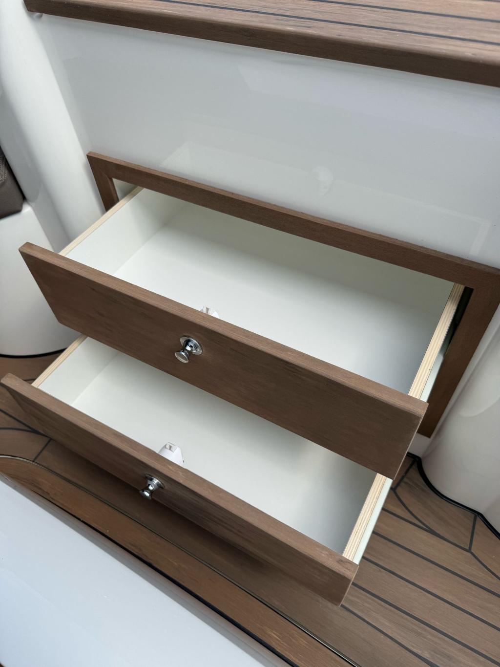 Antaris  Seventy5 met Vetus 52pk