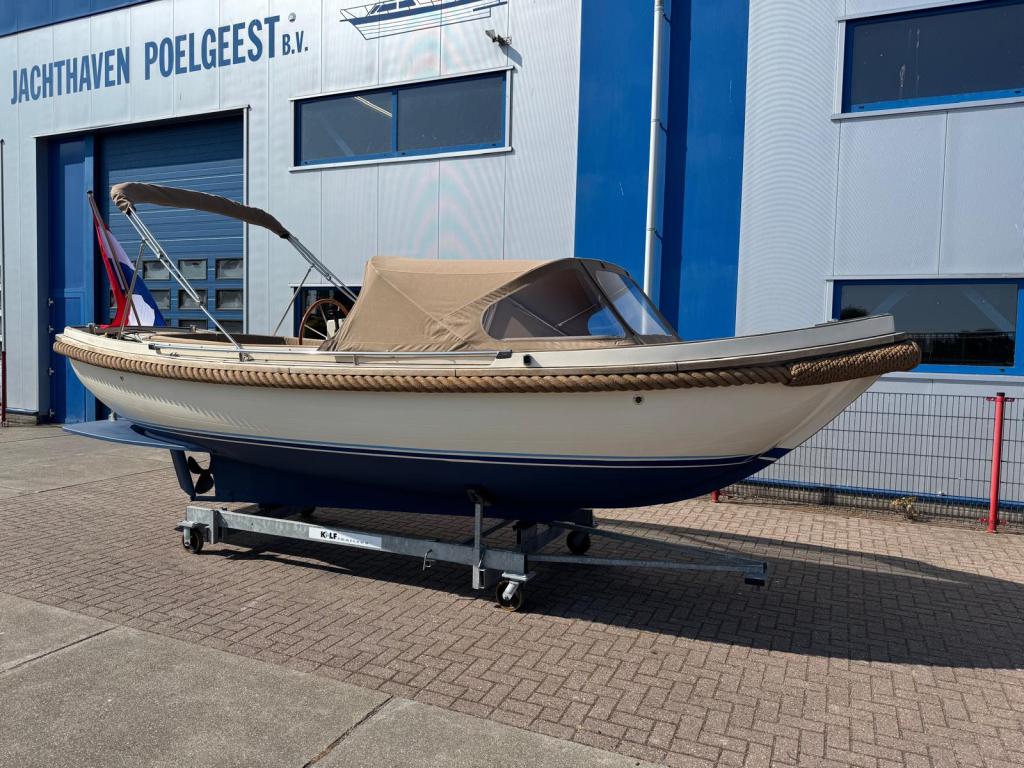 Makma Vlet met Yanmar 27pk