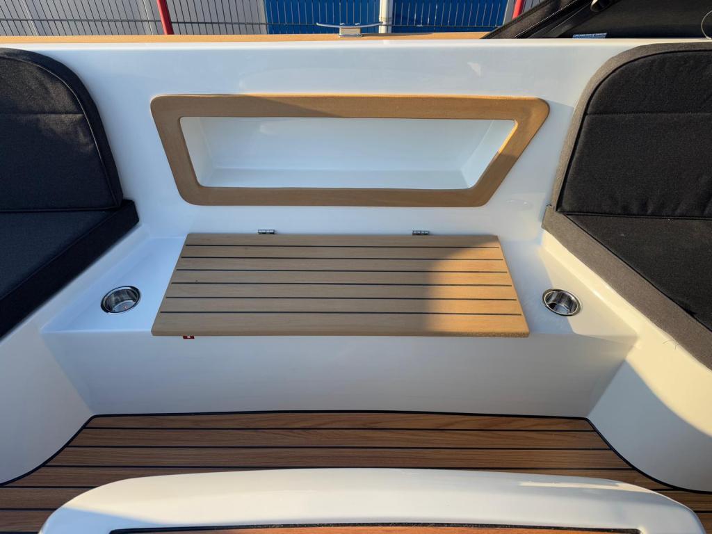 Antaris Sixty6 met Vetus 42 pk