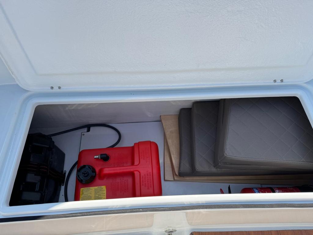 Maxima 600 met Honda 20pk