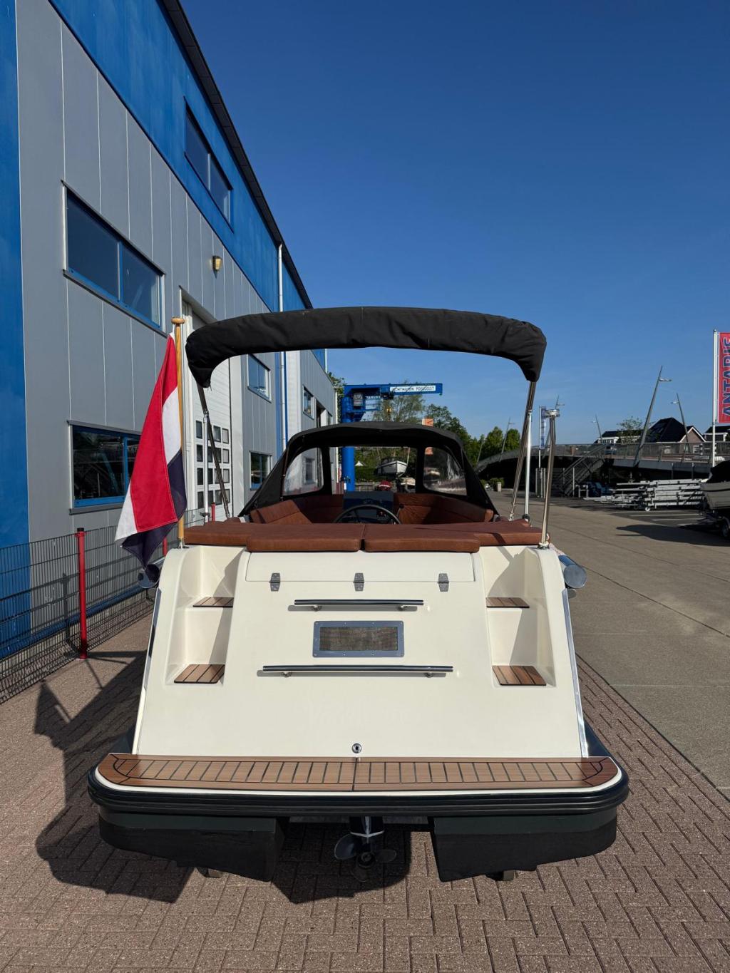 Maxima 600
