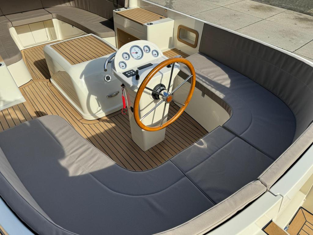 Maril 7Nxt met Vetus 52 pk