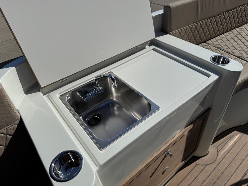 Antaris Sixty7 met Vetus 42 pk