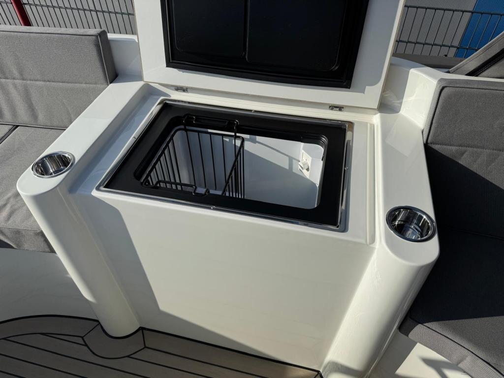 Antaris Sixty7 met Vetus 42 pk