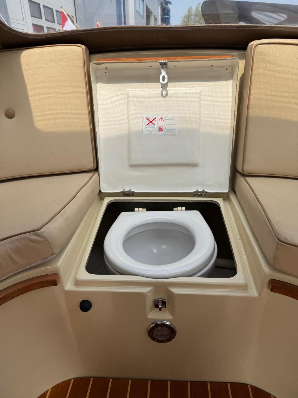 Antaris 630 Lounge Weekender met Vetus 25pk