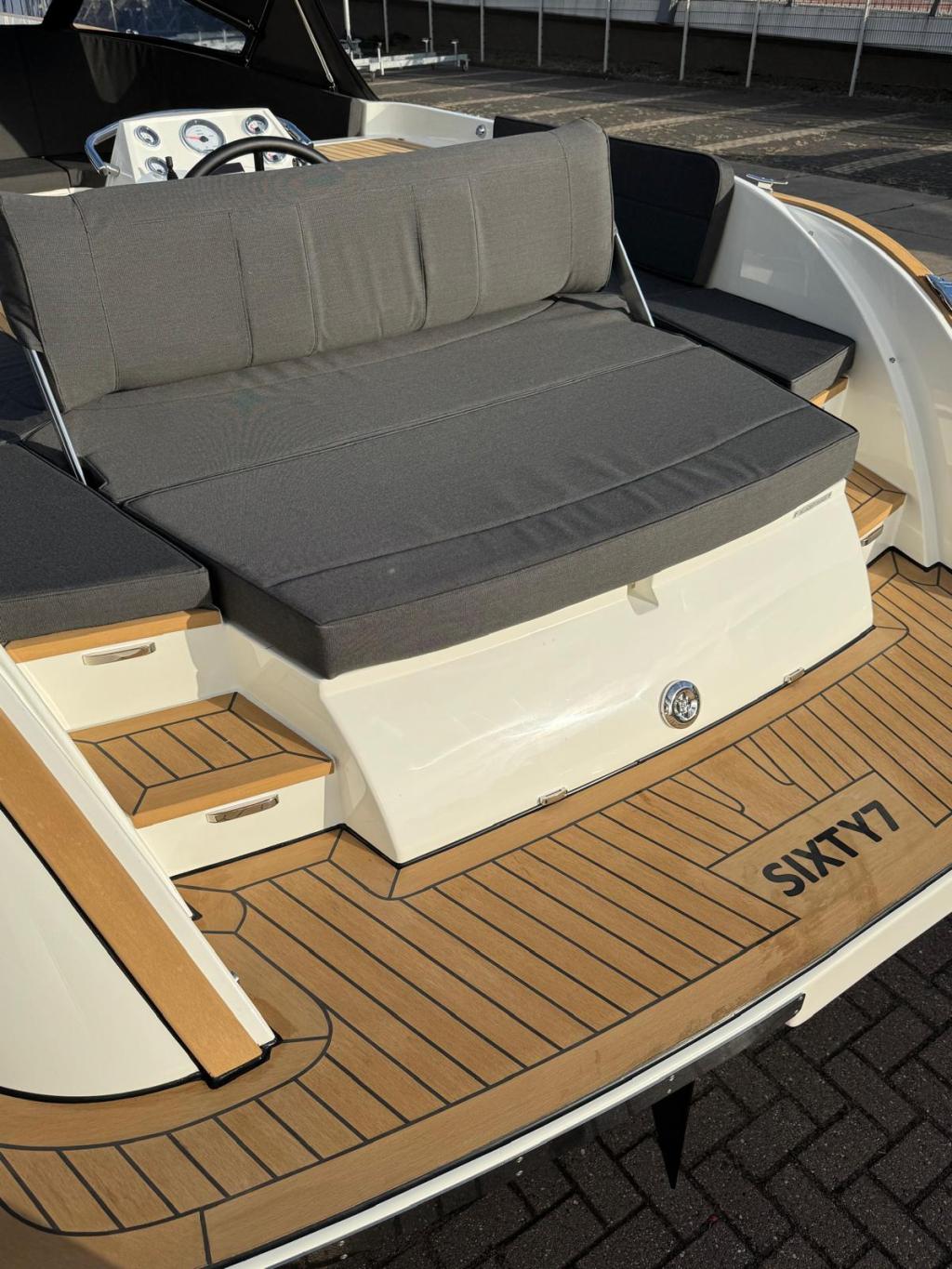 Antaris Sixty7 met Vetus 42 pk