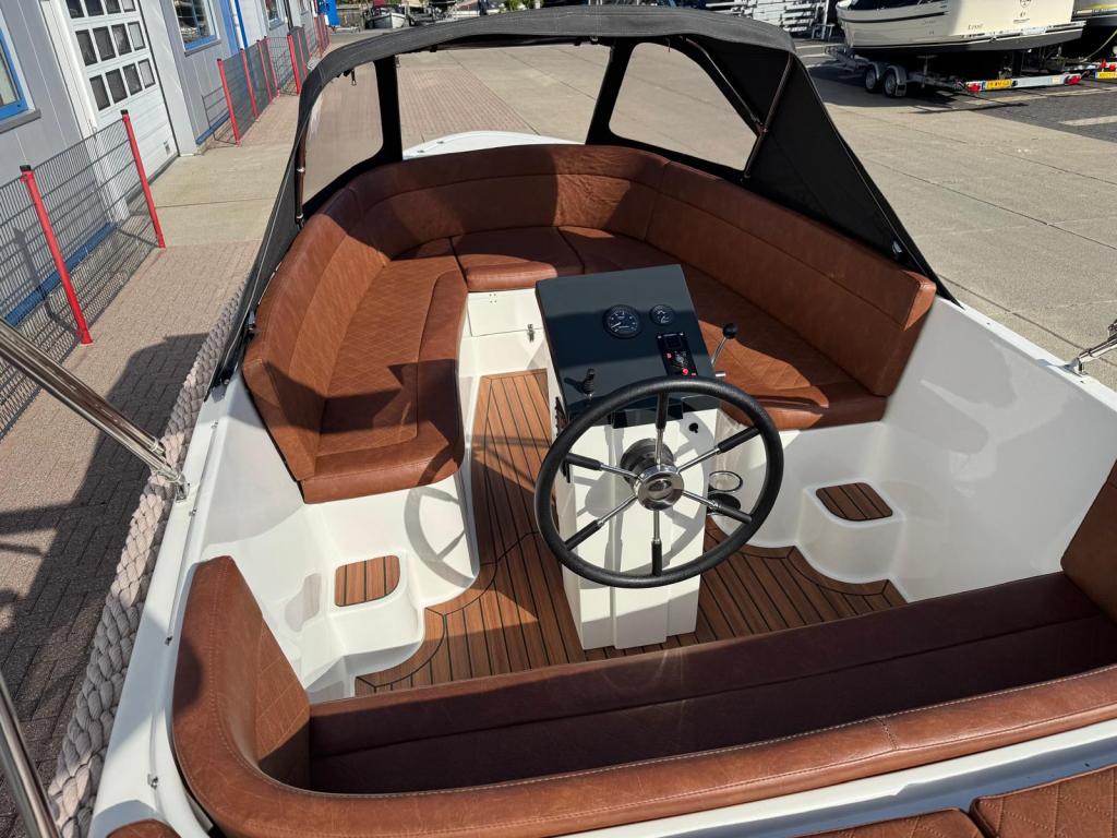 Maxima 600