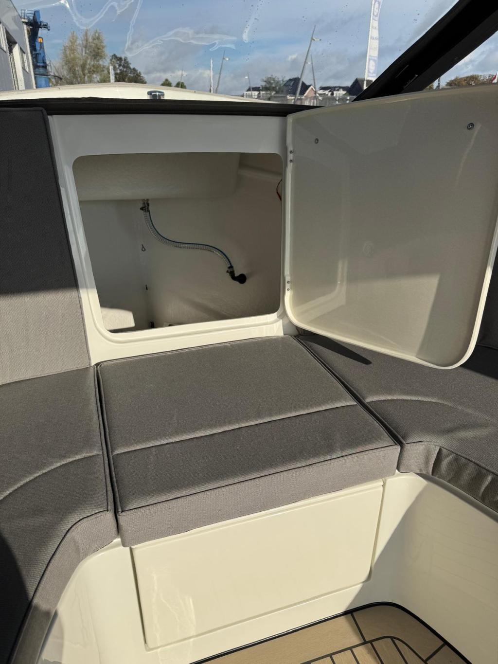 Antaris Sixty7 met Vetus 42 pk