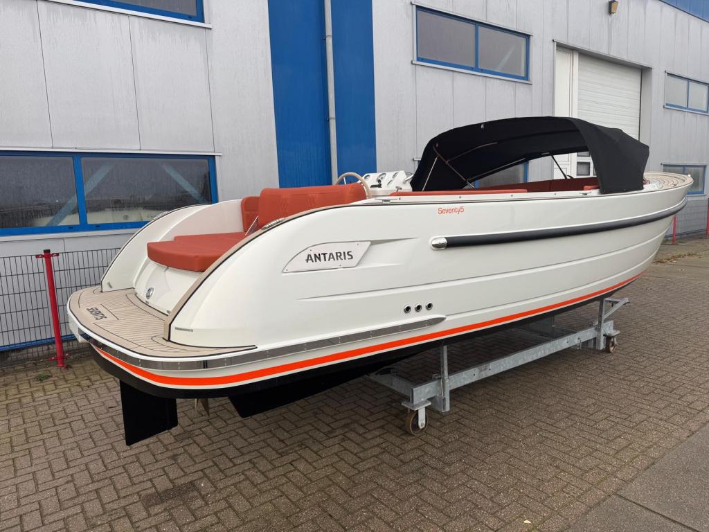 Antaris Seventy5 met Vetus 52 pk