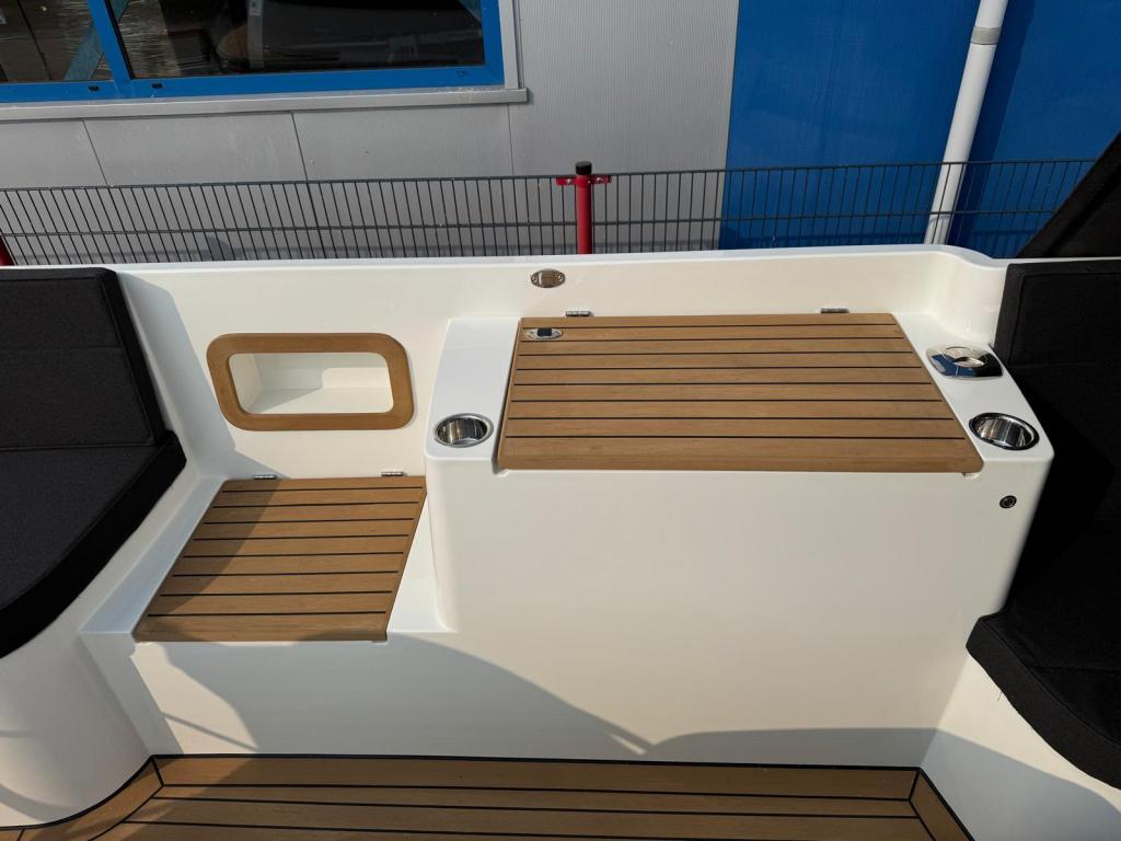 Maril 7NXT met Vetus 52pk