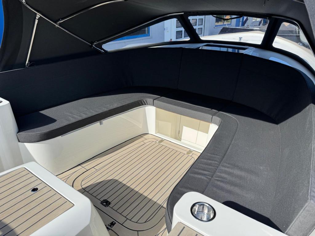 Antaris Seventy5 met Vetus 52pk