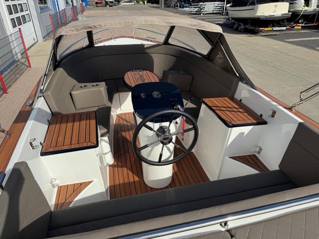 Maxima 620 Retro MC