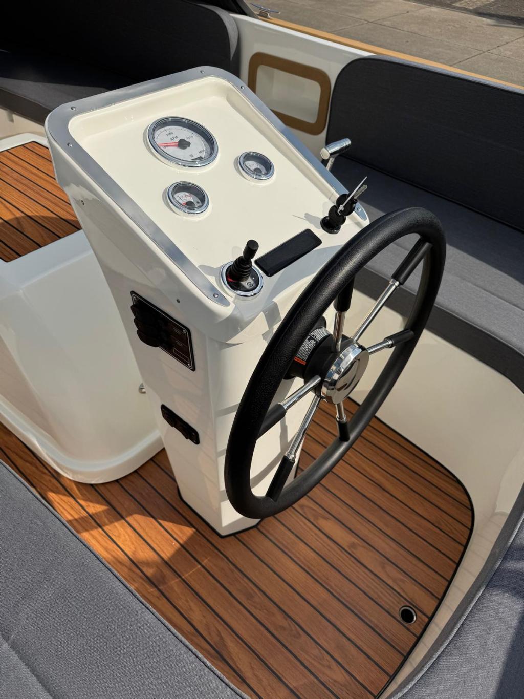 Antaris Fifty5 met Vetus 27pk (Demonstratiemodel)