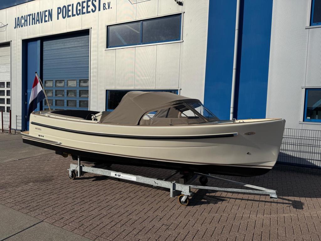 Antaris Fifty5 met Vetus 27 pk