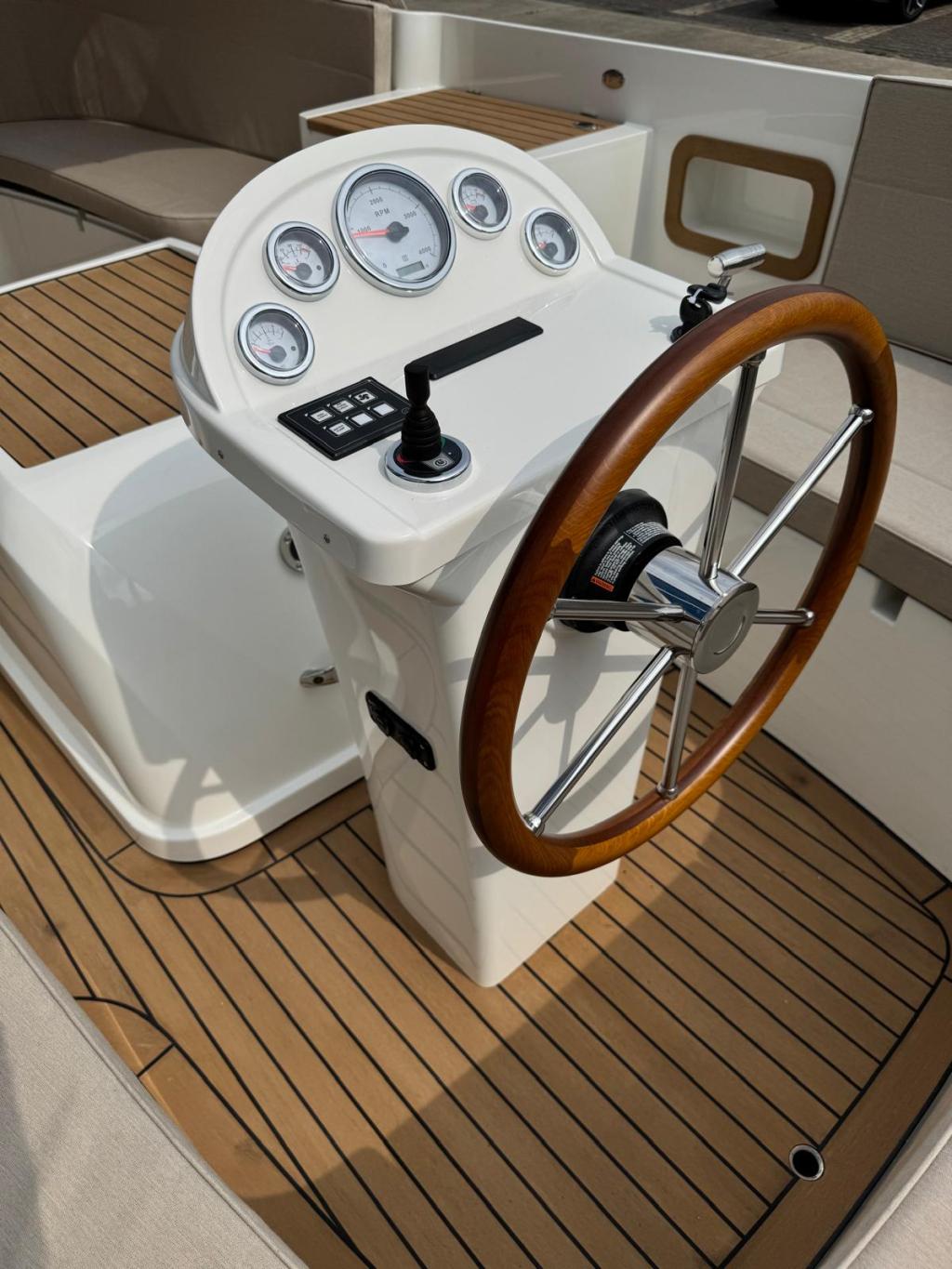 Maril 6NXT met Vetus 42pk