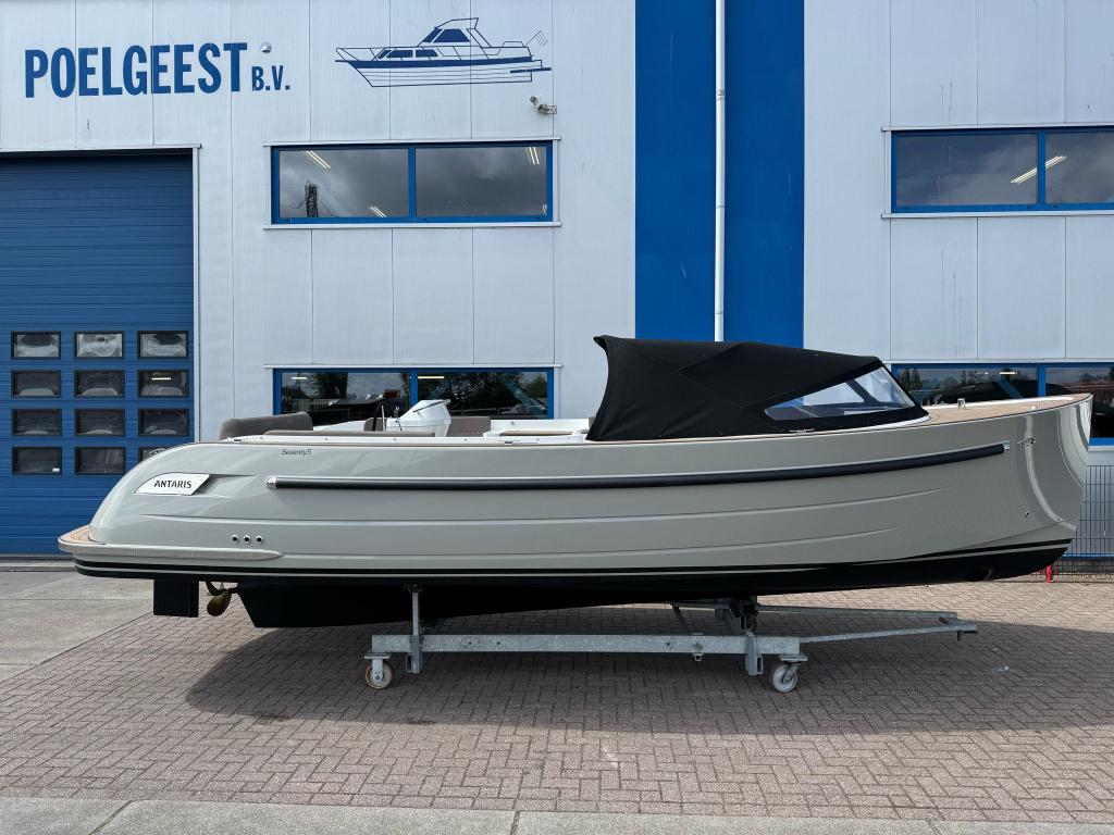 Antaris  Seventy5 met Vetus 52pk